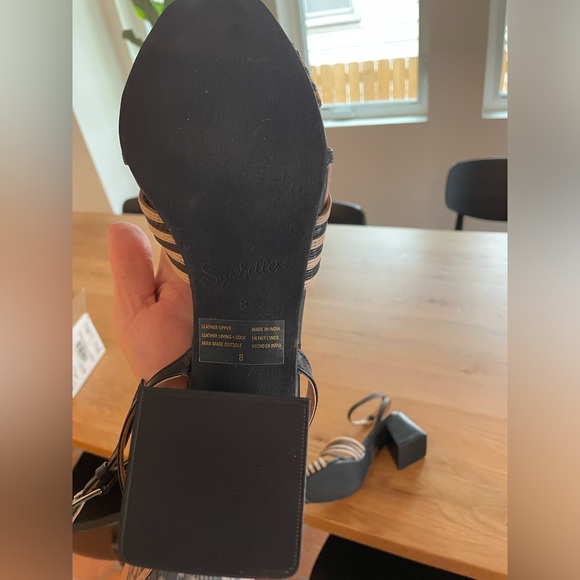 Seychelles Tender Sandals - Beige/Cream and Black - NWOT - Picture 5 of 8